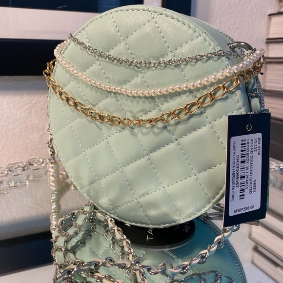 Badgley Mischka Green Diamond Bag with Quilted Design! NWT - Picture 5 of 11